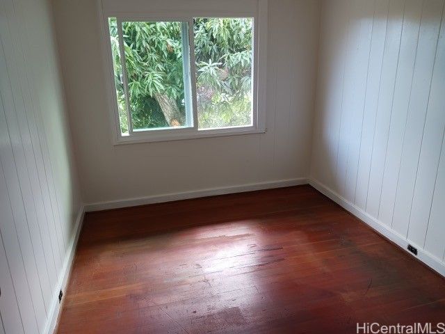 3279 Hoanoho Place, Honolulu, HI 96816