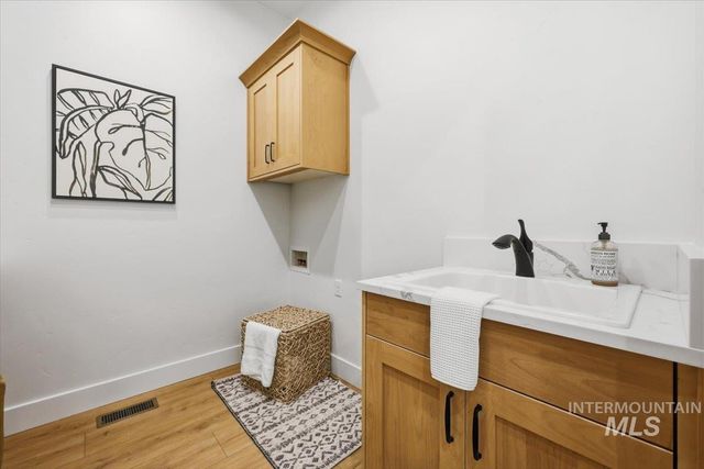 639 W Millstone St, Middleton, ID 83644