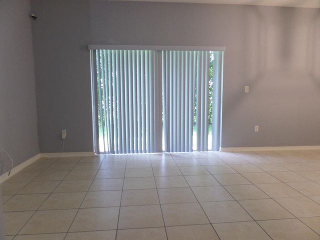 14007 SW 49TH Street 8, Miramar, FL 33027
