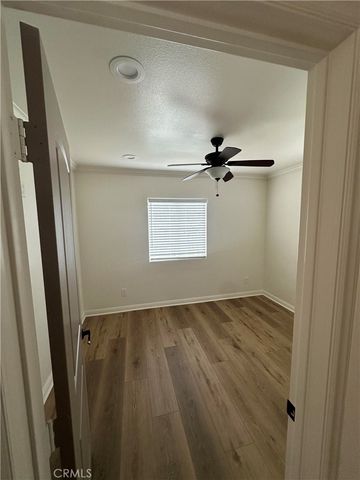 2119 W Coloumbia Street, Long Beach, CA 90810