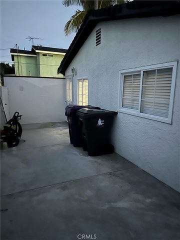 2119 W Coloumbia Street, Long Beach, CA 90810