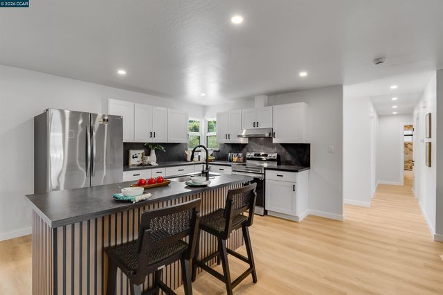 4910 Sweetwood Drive, Richmond, CA 94803