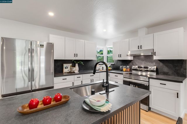4910 Sweetwood Drive, Richmond, CA 94803