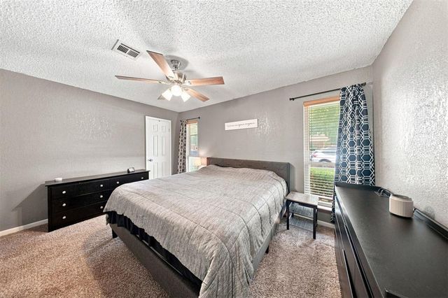 508 Cherryvale Road, Edmond, OK 73003