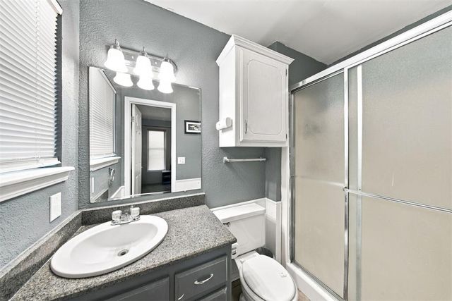 508 Cherryvale Road, Edmond, OK 73003
