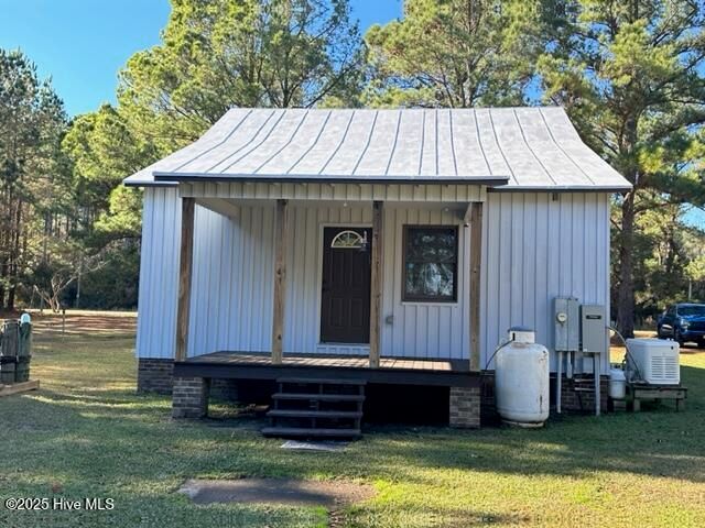 687 Alligator Creek Road, Merritt, NC 28556