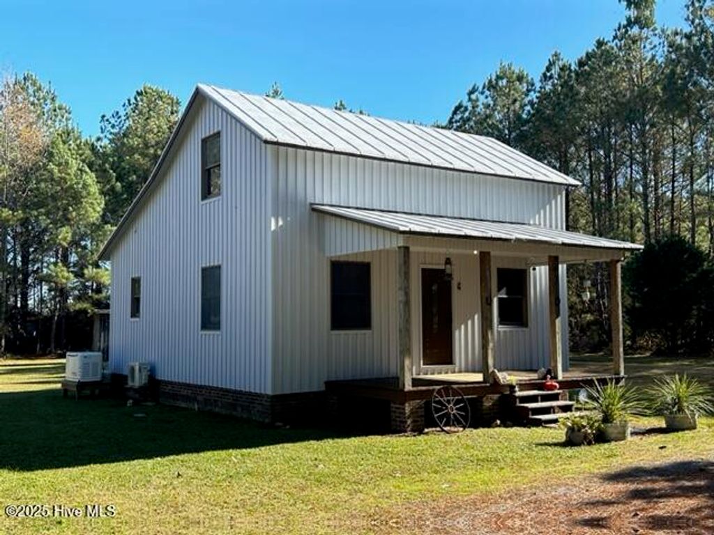 687 Alligator Creek Road, Merritt, NC 28556