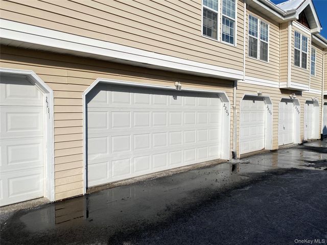 2203 Whispering Hills, Chester, NY 10918