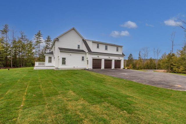 42 Westover Lane, Bow, NH 03304