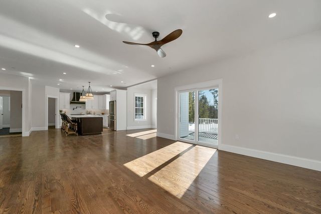 42 Westover Lane, Bow, NH 03304