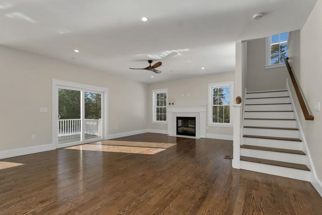 42 Westover Lane, Bow, NH 03304