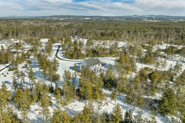 42 Westover Lane, Bow, NH 03304