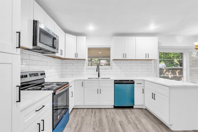 6829 Shadydale Drive, North Richland Hills, TX 76182
