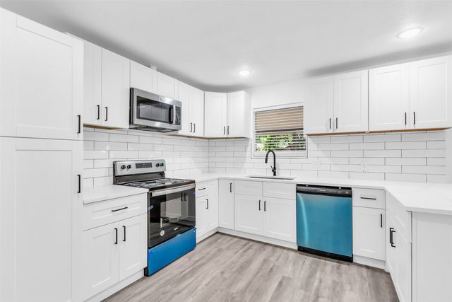 6829 Shadydale Drive, North Richland Hills, TX 76182