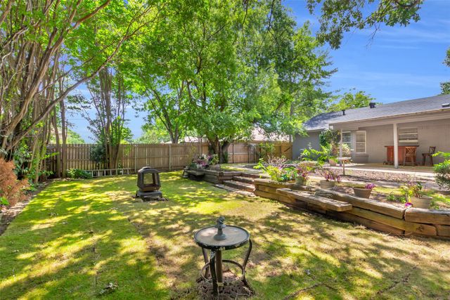 6829 Shadydale Drive, North Richland Hills, TX 76182
