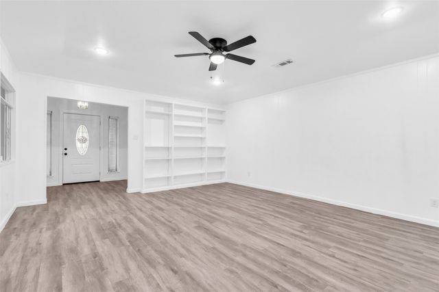 6829 Shadydale Drive, North Richland Hills, TX 76182