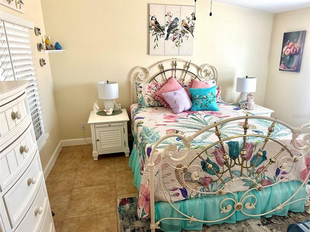 8442 COUNTY ROAD 109, Lady Lake, FL 32159