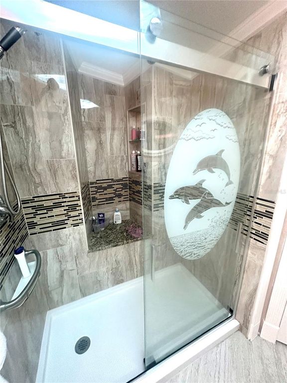 Image 31 of property listing at 8442 COUNTY ROAD 109, Lady Lake, FL 32159