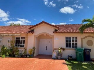 5841 SW 162nd Ct 5841, Miami, FL 33193