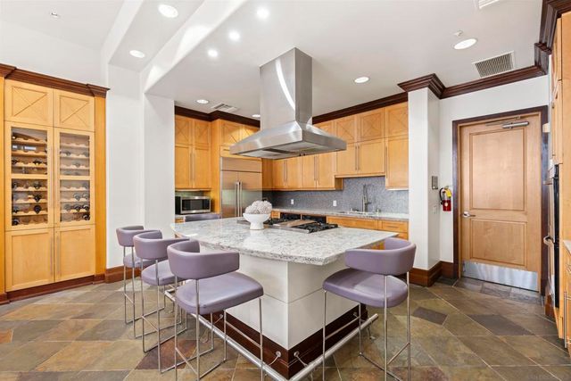 9293 Regents Road C108, La Jolla, CA 92037