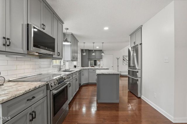 8 Crosswinds Estates Drive, Pittsboro, NC 27312