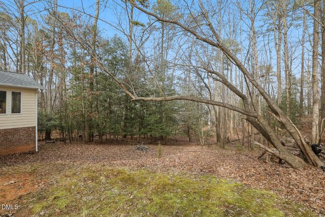 8 Crosswinds Estates Drive, Pittsboro, NC 27312