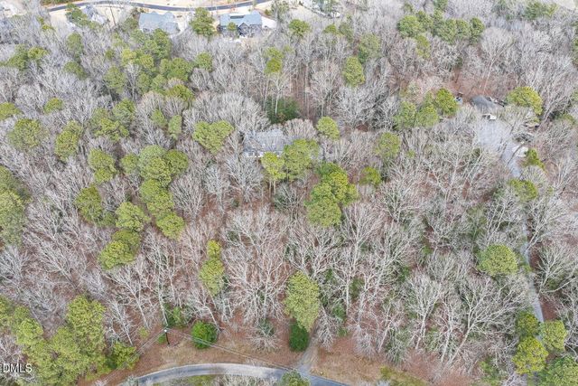 8 Crosswinds Estates Drive, Pittsboro, NC 27312