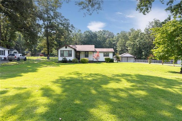 3186 Highway 411 NE, White, GA 30184