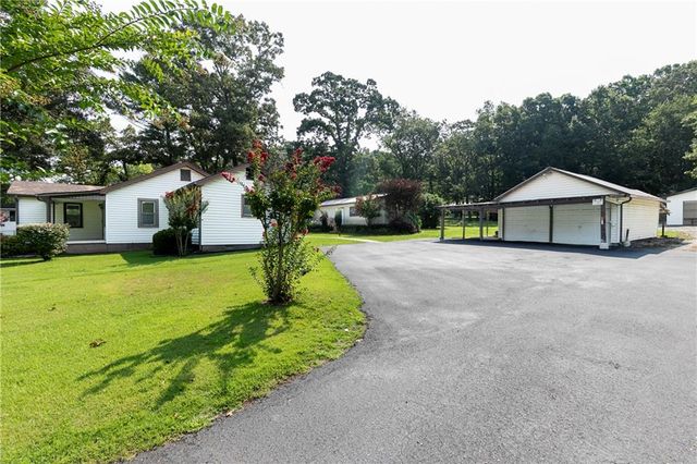 3186 Highway 411 NE, White, GA 30184