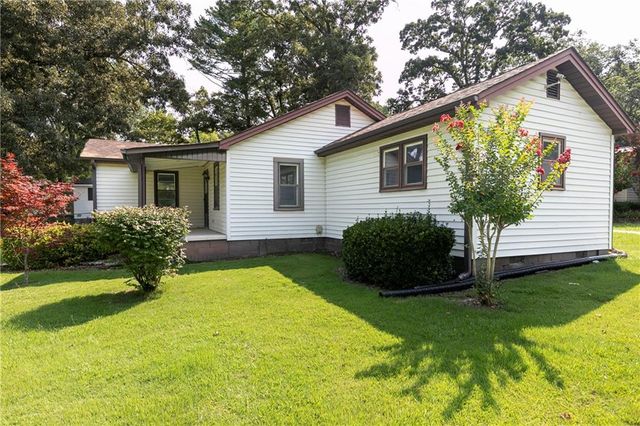 3186 Highway 411 NE, White, GA 30184