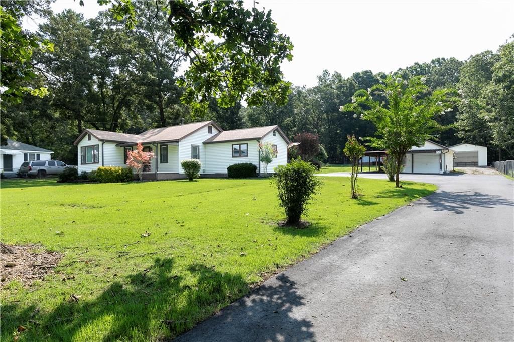 3186 Highway 411 NE, White, GA 30184