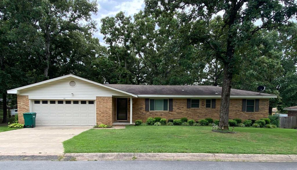 40 Single Oaks Drive, Sherwood, AR 72120