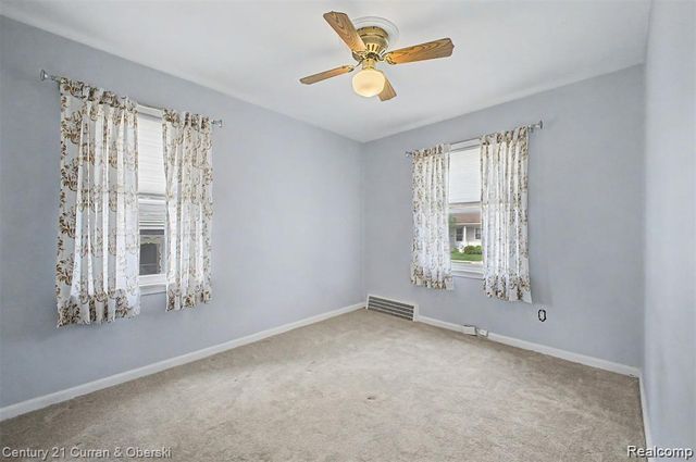 2732 Queen Street, Dearborn, MI 48124