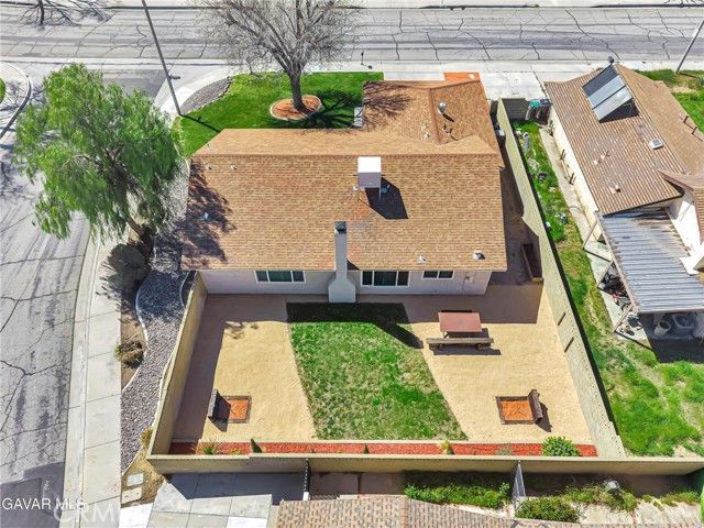 43104 Lemonwood, Lancaster, CA 93536