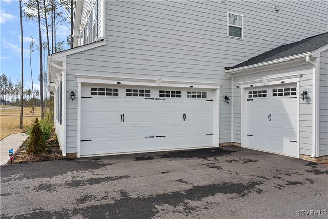 8713 McKibben Dr, Chesterfield, VA 23838