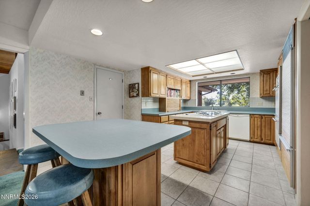 1640 Manzanita Lane, Reno, NV 89509