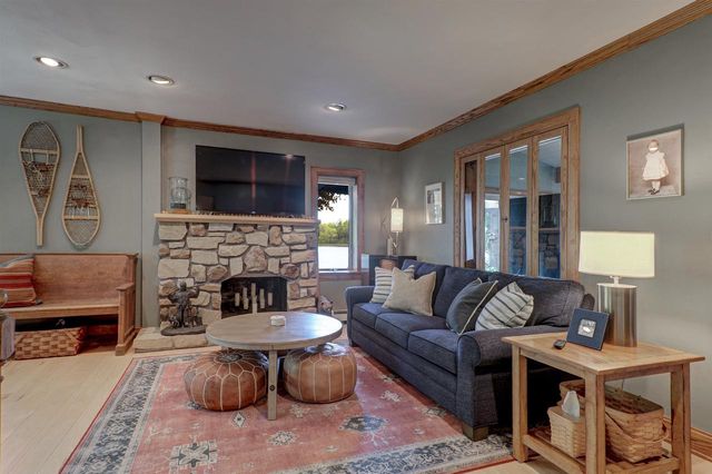 N9151 CEDAR LANE, Marion, WI 54950