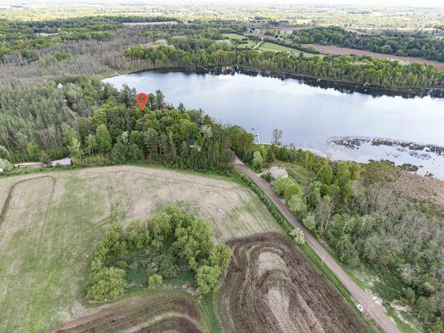 N9151 CEDAR LANE, Marion, WI 54950