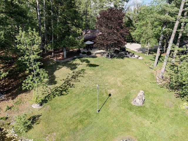 N9151 CEDAR LANE, Marion, WI 54950