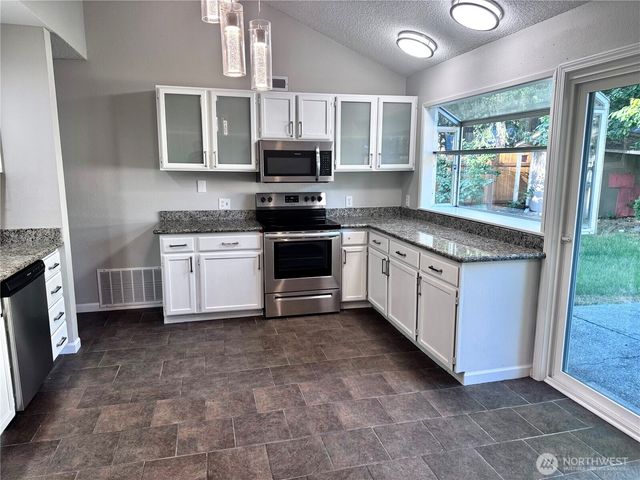 19656 SE 259th Street, Covington, WA 98042