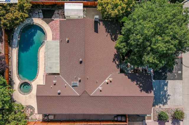 139 Amber Way, Livermore, CA 94550