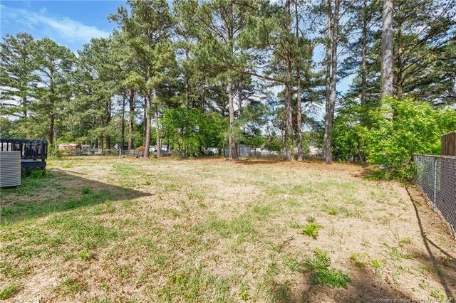 2707 Lowlander Drive, Raeford, NC 28376