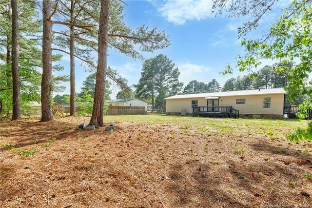 2707 Lowlander Drive, Raeford, NC 28376