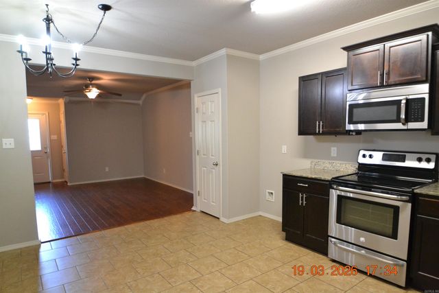 2600 Chapel Creek Drive, Benton, AR 72015