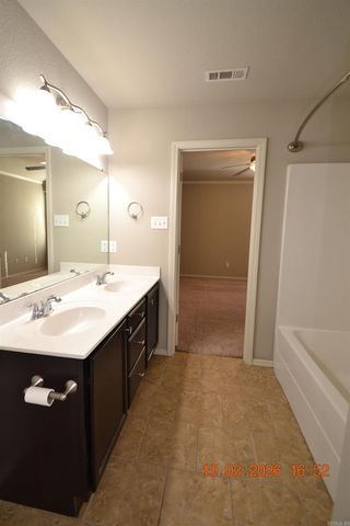 2600 Chapel Creek Drive, Benton, AR 72015