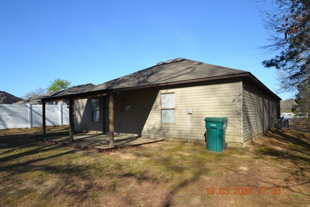 2600 Chapel Creek Drive, Benton, AR 72015