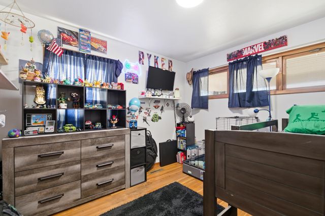 1004 Inverness Dr, Wichita, KS 67218