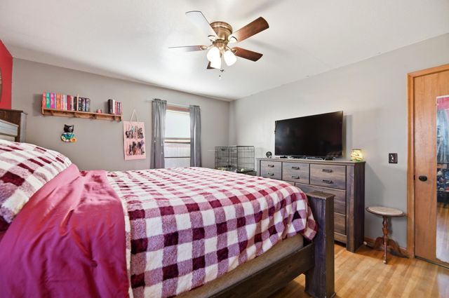 1004 Inverness Dr, Wichita, KS 67218