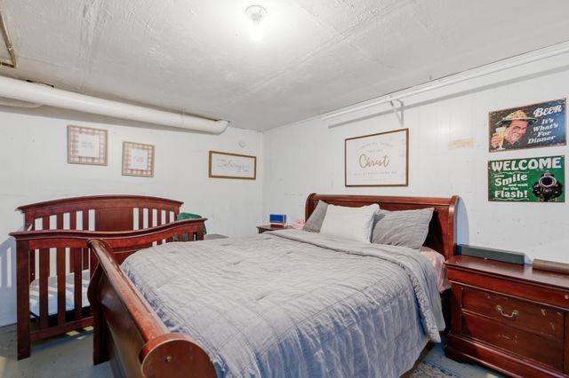 1004 Inverness Dr, Wichita, KS 67218