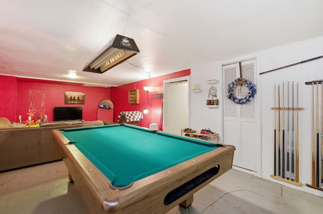 1004 Inverness Dr, Wichita, KS 67218